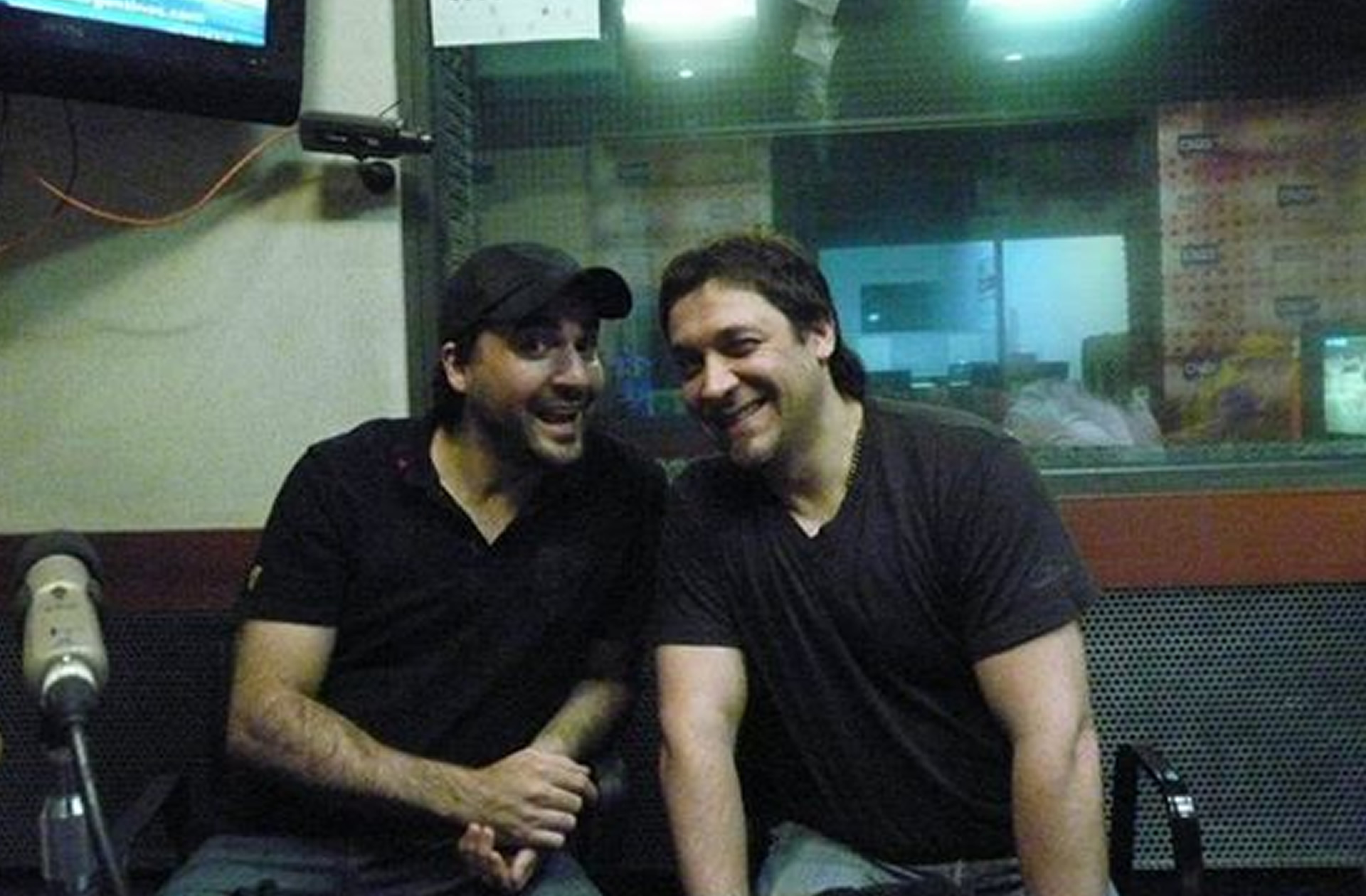 Walter Deleón (también conocido como Walter Luis Deleón), comediante y humorista argentino