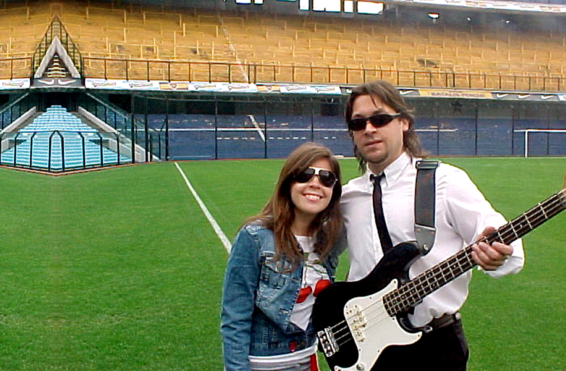 Walter Deleón (también conocido como Walter Luis Deleón), Comediante y guionista de TV argentino