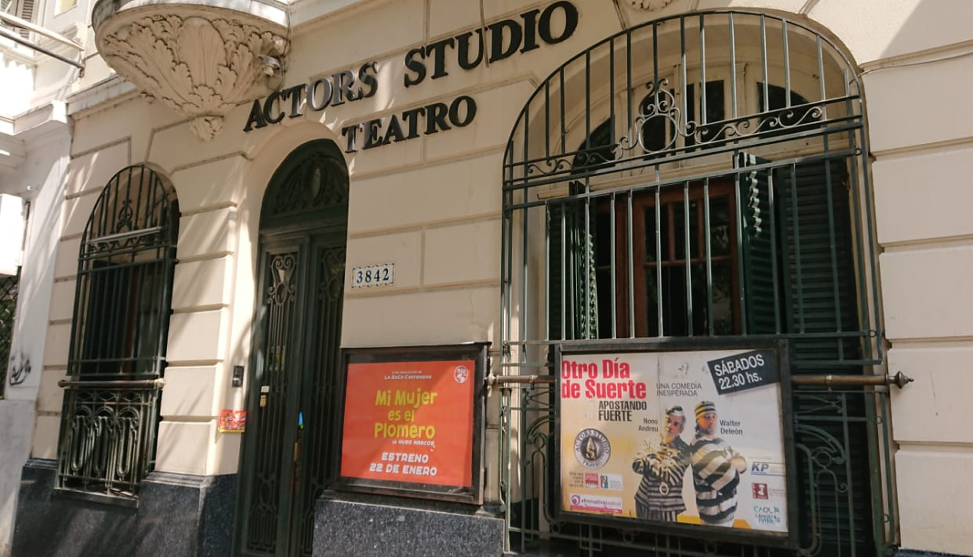 Walter Deleón (también conocido como Walter Luis Deleón) comediante, humorista, actor argentino