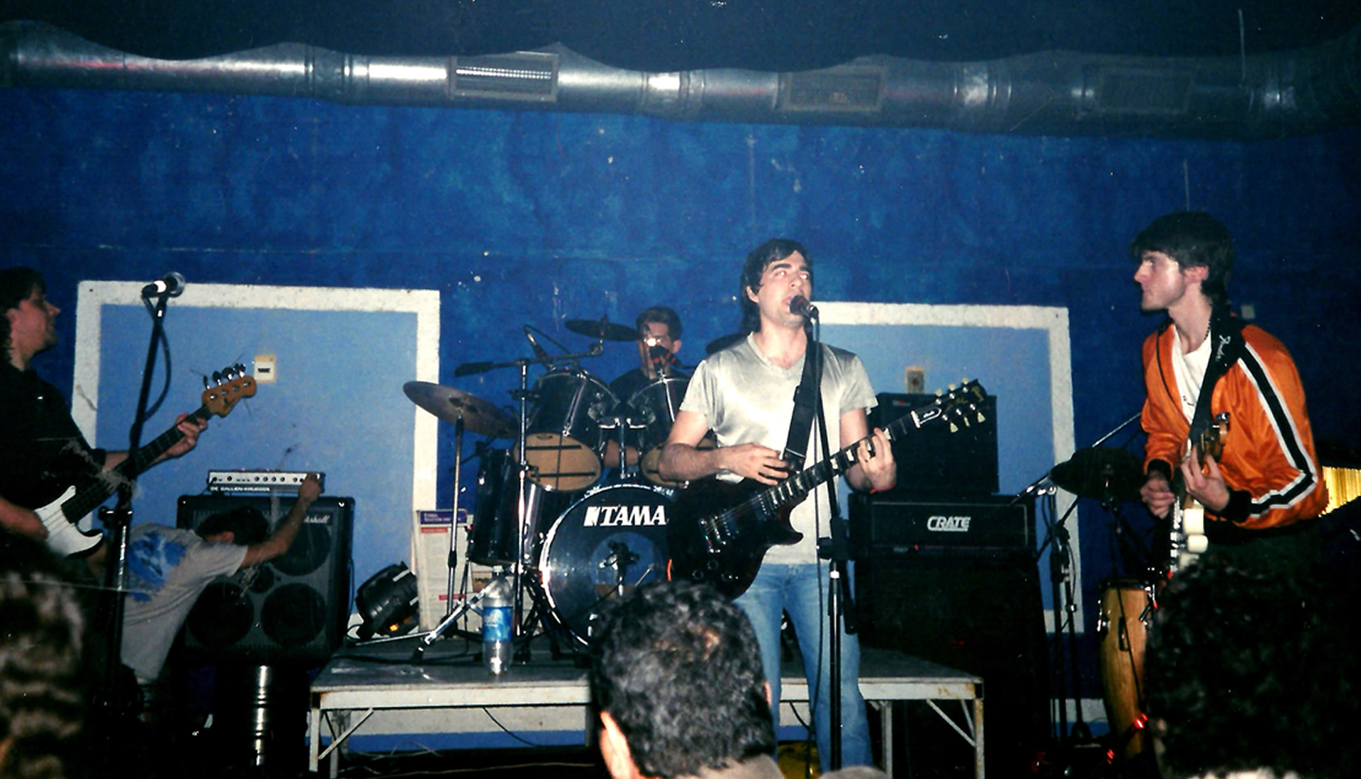 Walter Deleón (también conocido como Walter Luis Deleón), músico argentino